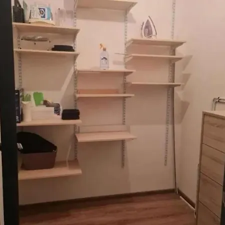 Studio-wohnung *